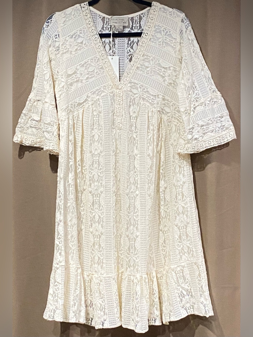 Astrid Midi Dress for the Jilly Box Limited Edition in Italian Cream Lace Sz. S